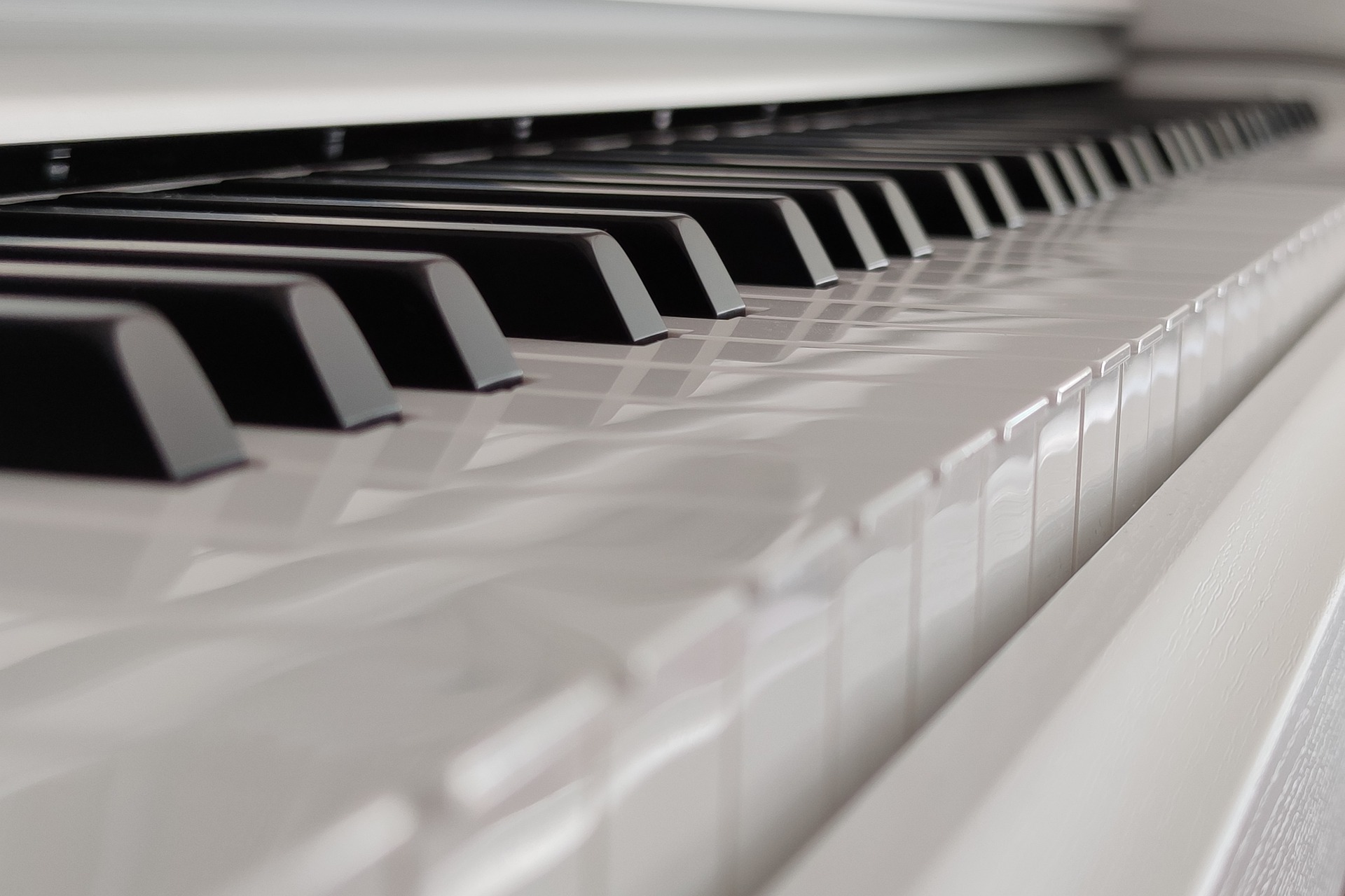 piano-7360086_1920